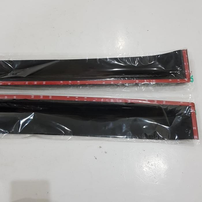 Talang Air Variasi / Door Visor Mitsubishi Colt L300 / L 300 Dadone Kode 076