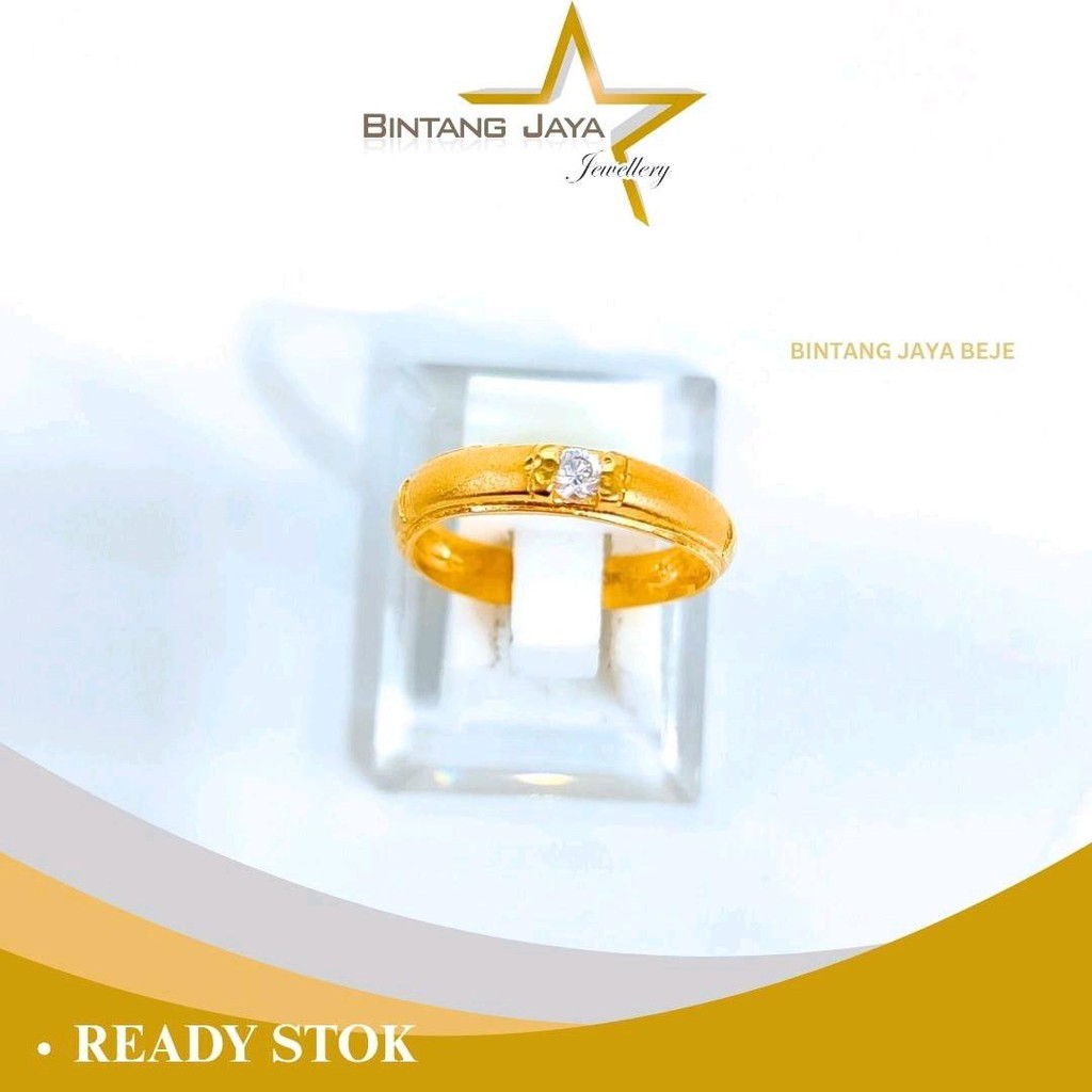 Cincin Emas Kadar (15K) Wedding Satu Motif Putih Doft Kuning Berat 3,20Gram – Perpaduan Elegan Warna