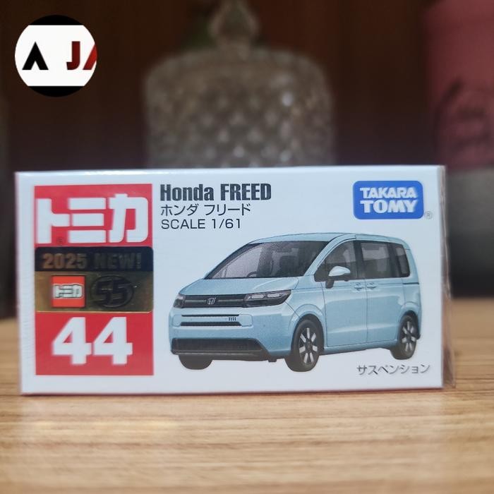 Tomica No 44 Honda Freed Original