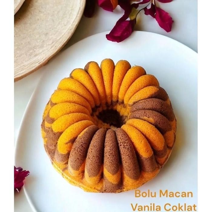 

Cetakan Kue 24Cm Loyang Kue Classic Pan Alumunium Tebal Anti Lengket Gratis Ongkir