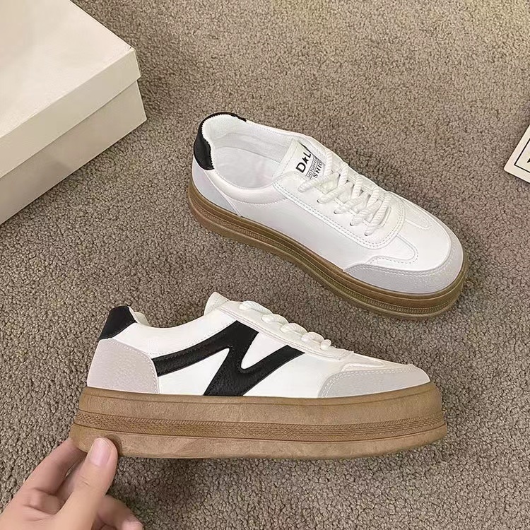 Cuci Gudang Sepatu Sneakers Kulit Wanita Premium Import W999 Sepatu Wanita Kulit Import Sneaker