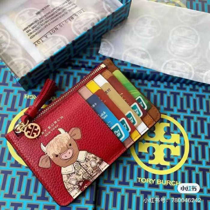 

Dompet Kartu /Cardholder Tory Kode 679