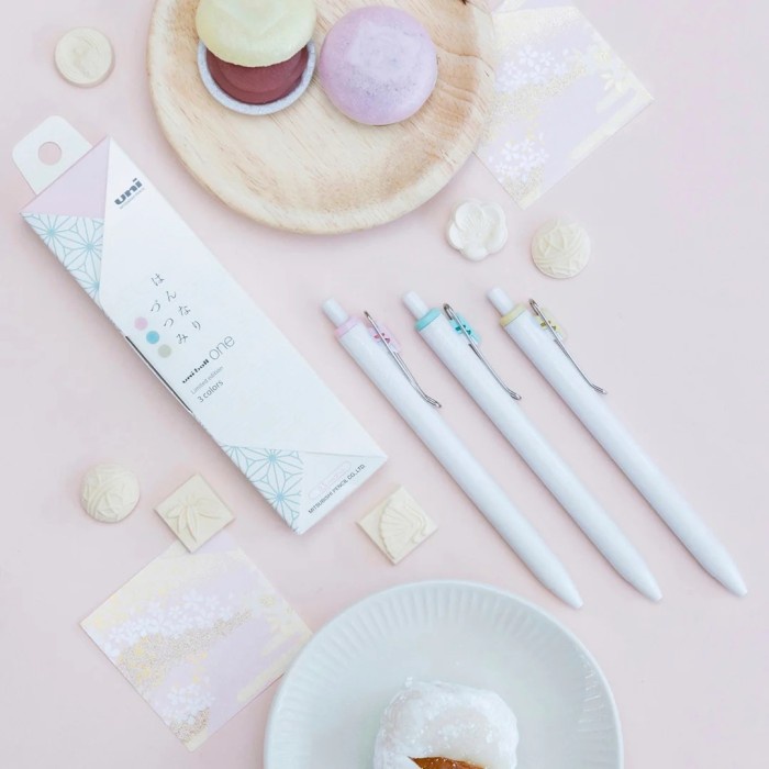 

Uni UniBall One Japanese Taste Set 0.38mm 0.5mm Limited Edition