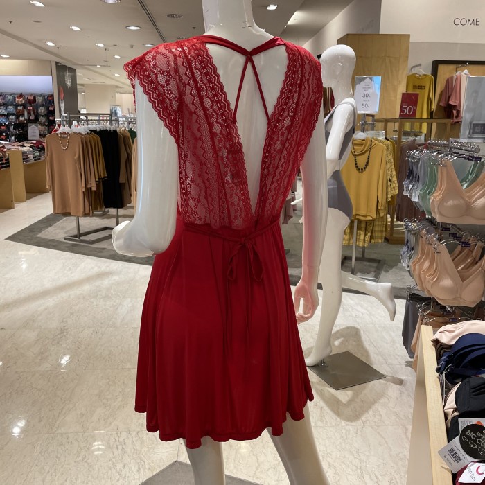 Wacoal Mood y Look Lingerie IN 4490 Pretty Dress Baju Tidur