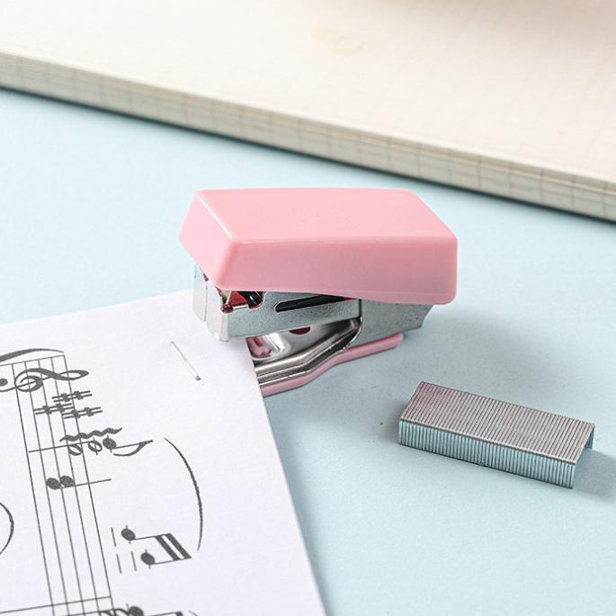 

Bisa Cod S6104 Stapler Mini Set / Hekter Kecil Kemasan Box Unik Alat Kantor Stationery Binder