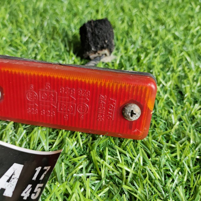 Sein Lampu Fender Kiri Mazda Vantrend Original 2Nd