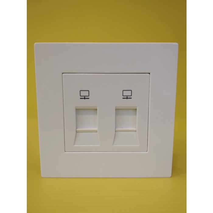 BOSS / Outlet Data Double Cat6 RJ45 Boss / B1032CAT6
