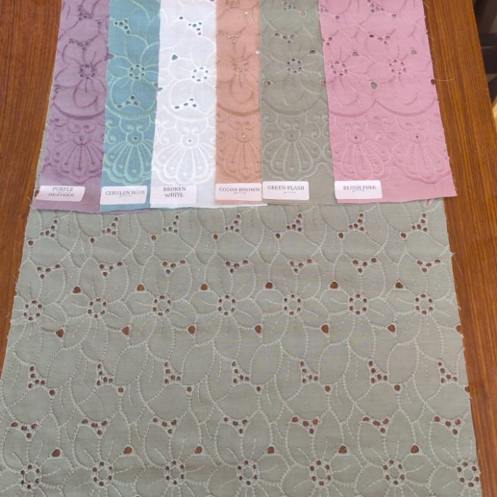 kain katun bordir full motif bolong-bolong