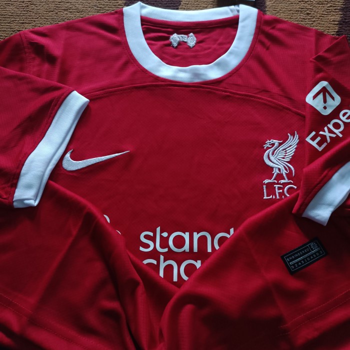 JERSEY BOLA LIVELPOOL HOME GRADE ORI THAILAND