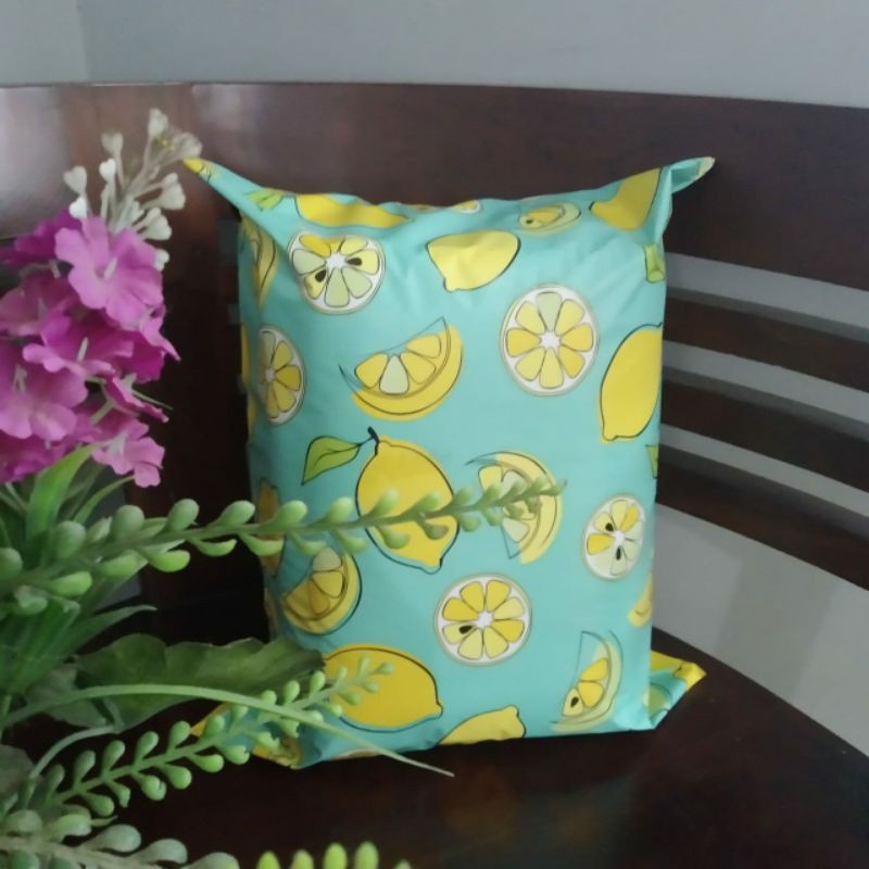 

Plastik Kado Tahan Air / Plastik Polymailer Motif Lucu