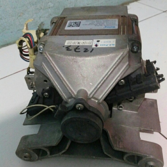 Dinamo mesin cuci elektrolux