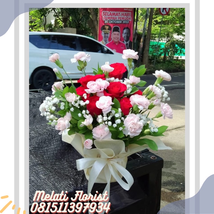 Buket bunga Meja Vas Bunga meja hadiah ulang tahun Hadiah Hari ibu Bunga Meja Asli di Bogor 004