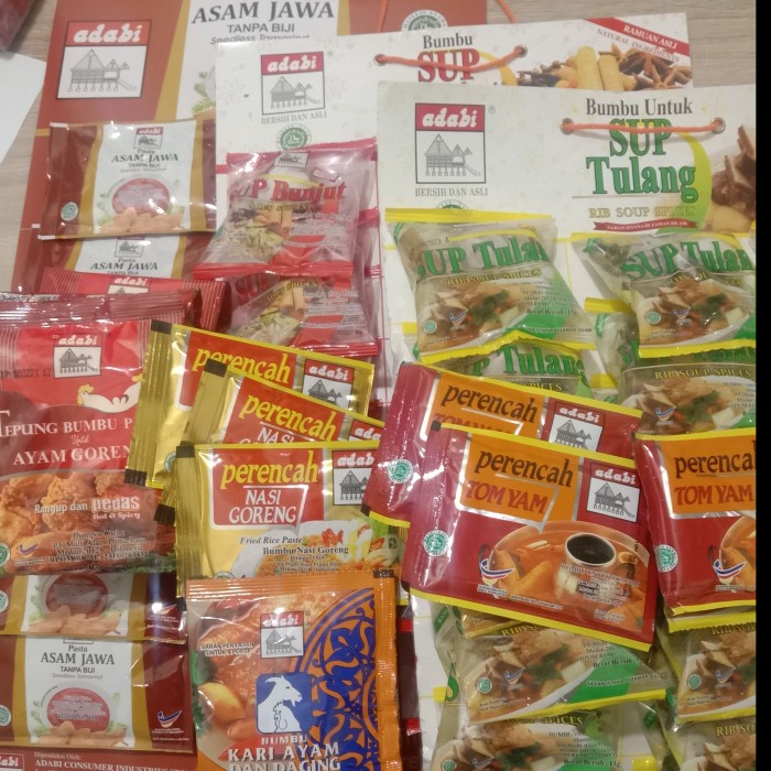 

BERKUALITAS Bumbu Adabi