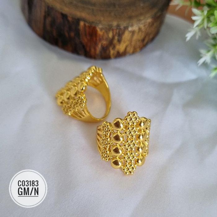 Perhiasan Wanita Cincin Emas Arab Pelapis Logam