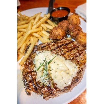 

DISKON RIBEYE BEEF STEAK PREMIUM A2 MBS3 GRADE A CUBEROLL BEEF 1 KG SAPI ROUND READYY