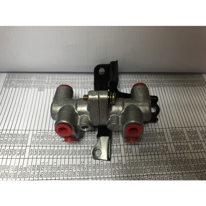 Pembagi Minyak Rem Honda Civic Genio,Estilo,Grand Civic,Nova,Wonder