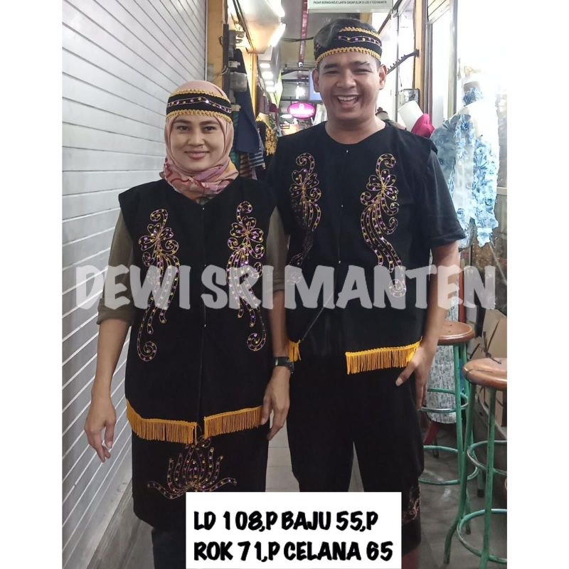 Baju adat dayak - Kalimantan dewasa