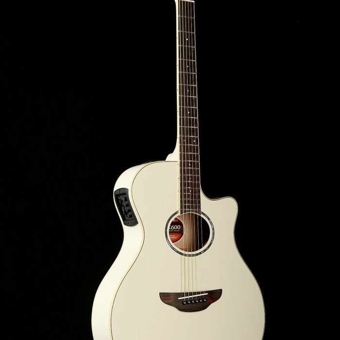 GITAR AKUSTIK ELEKTRIK YAMAHA ORIGINAL APX600 / APX 600 / APX-600