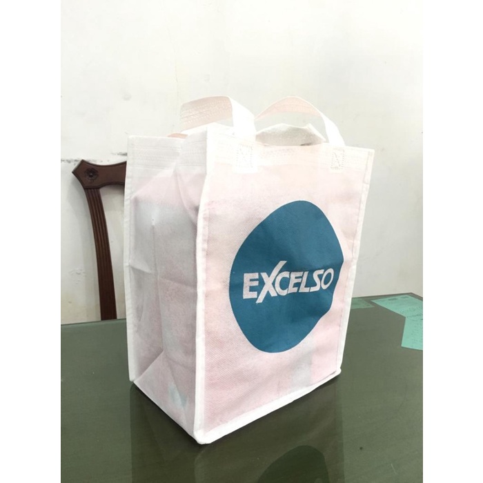 Tas Spunbond / Goodie Bag Spunbond Putih 21 x 14 x 28 Tas Kain Belanja