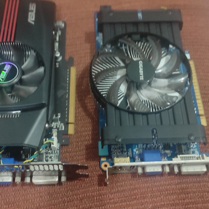 VGA Card Gigabyte GTX550 Ti 1GB 192Bit GDDR5