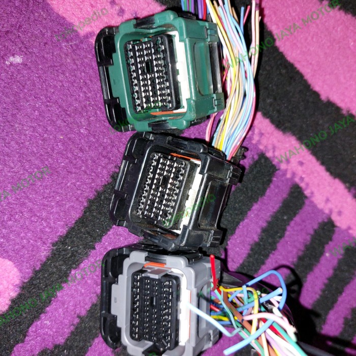 soket ecu konektor ecu hrv 1.8 cc civic fb2 1.8cc crv 2.0cc RM1