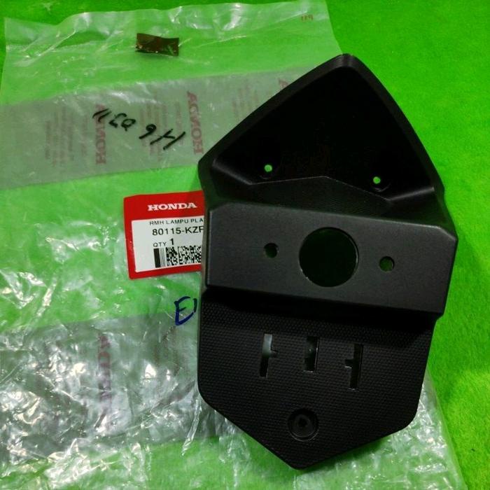cover dudukan lampu plat nomor belakang mata kucing vario 125 old kzr Motor Motorcycle Kode 606
