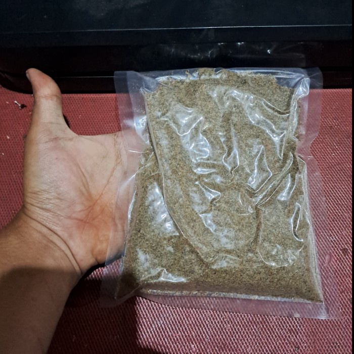 

Terbaru Ikan Roa Bubuk / Roa Bubuk Halus / Roa Tumbuk Halus 1Kg Ready