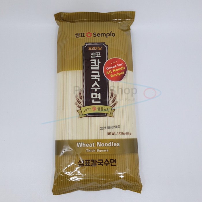 

Ready Somyun Wheat Noodle Thick Square Sempio (Mi Korea) - Net 650 Gr