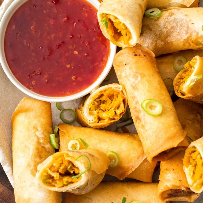 

HJK TYJ Spring Roll Pastry 275 Gr Isi 20 Kulit Lumpia Instant Spring Home