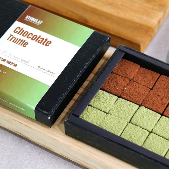 

Cemilan Cokelat Dark Matcha Halal Chocolate Snacks Royce Food Truffle Nyokelat