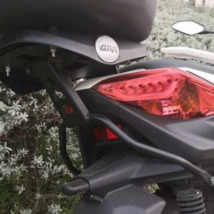 Box Top Box Motor Xmax 250 Paketan Bracket Givi + Box + Sandaran MHR