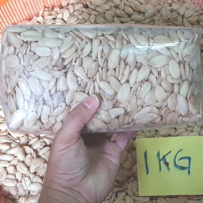 

JH8 Kenari Kupas UTUH Almond Jawa Java Almond kemasan 1 Kg