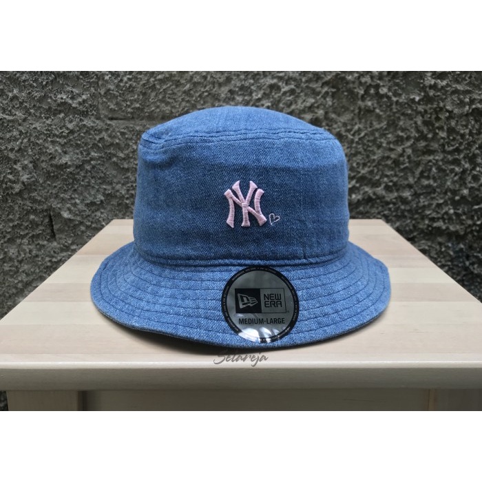 Topi Wanita New Era MLB Women New York Yankees Denim/Pink Bucket Hat