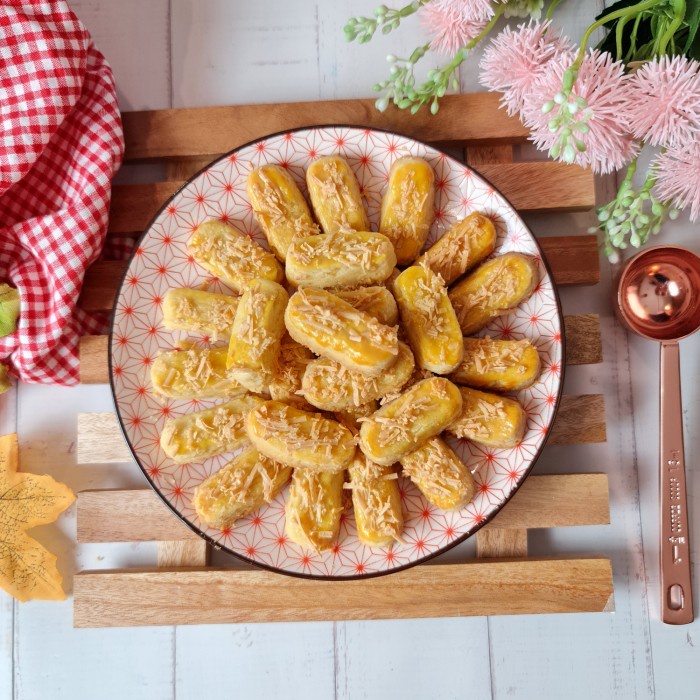 

Kastengel Full Keju Edam PREMIUM Full Wisman - Gurih, Renyah & Wangi