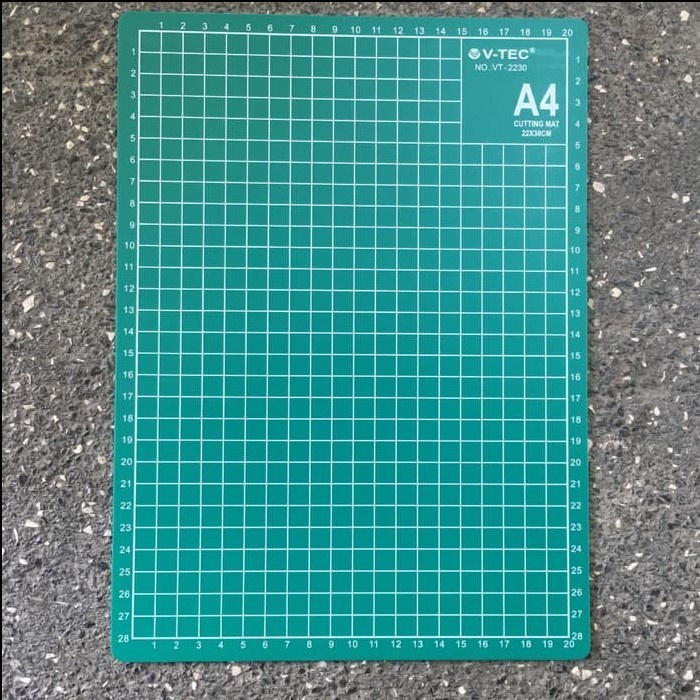 

Cutting Mat V-Tec A4 / Alas Potong Ukuran A4 Vtec