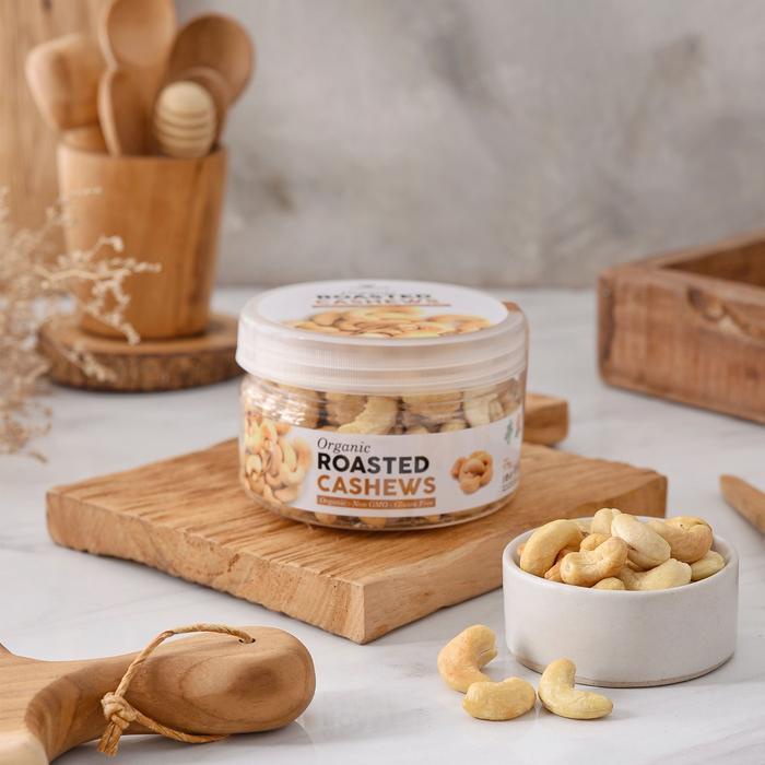 

Kacang Mede Premium Panggang Organik Utuh Renyah Oven Roasted Cashew Nut Organic Matang Mente Mete