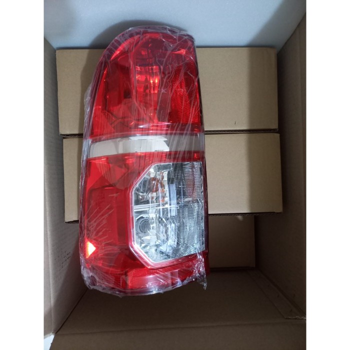 [Good] LAMPU REM BELAKANG STOP LAMP TOYOTA HI LUX HILLUX HILUX VIGO VEEGO