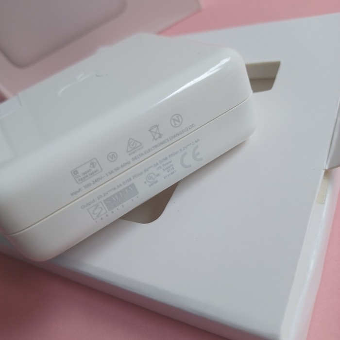 ADAPTOR CHARGER MACBOOK PRO 87 WATT MAGSAFE 87W TYPE C ORIGINAL