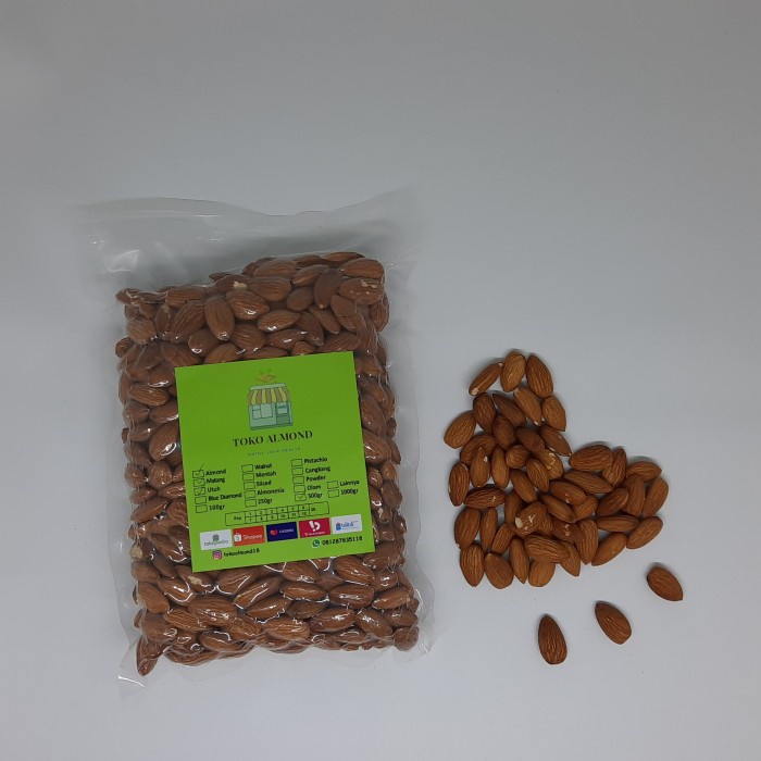 

Kacang Almond Panggang (roasted) Blue diamond 500gr