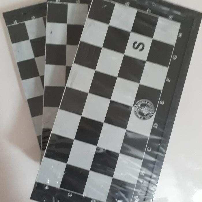 Catur plastik ukuran S Kode 1186