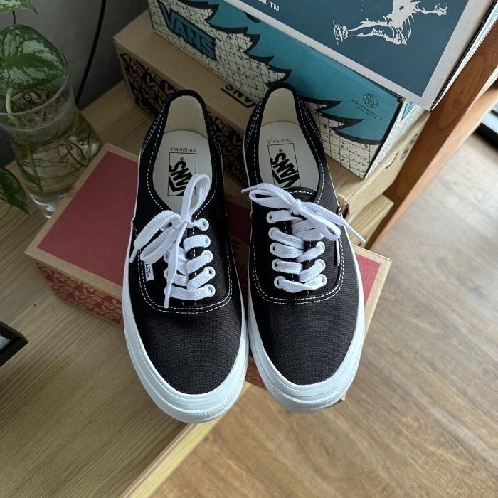 SALE OG AUTHENTIC VAULT LX TERLARIS