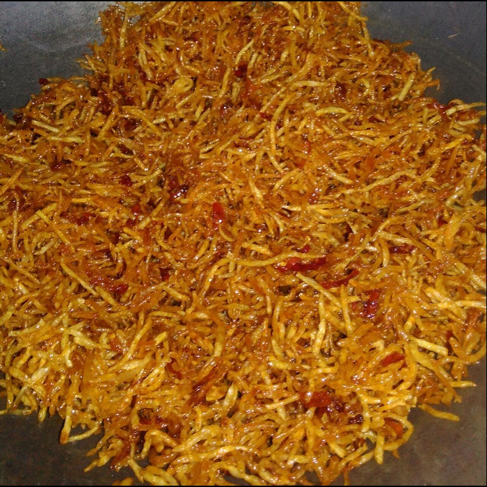 

Kering kentang mustofa 250gr (Dapur Mama Key)