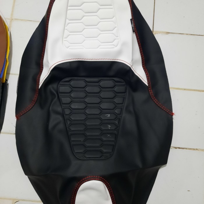 [BestSeller] SARUNG / KULIT JOK TIMBUL MOTOR PRESS TAWON PCX NMAX AEROX LEXY
