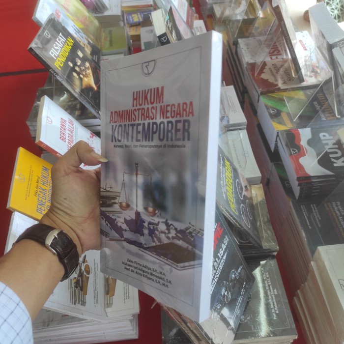 

SALE !!! BUKU HUKUM ADMINISTRASI NEGARA KONTEMPORER KONSEP-ZAKA READYY