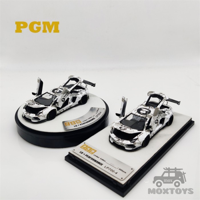 Pgm Model Mobil Lambo LP700-4 LBWK AAPE Skala 1: 64
