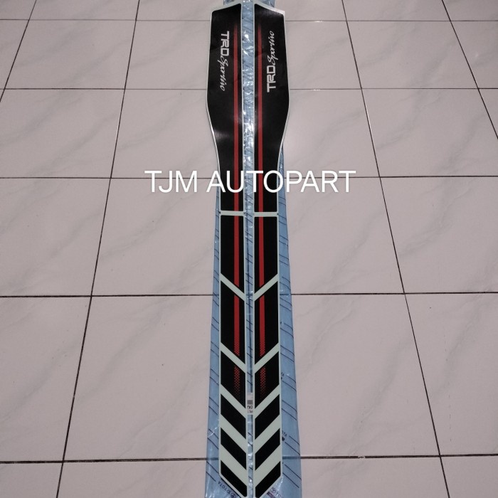 Stiker Body Samping Pintu Fortuner Trd Sportivo 2020/2021 Original