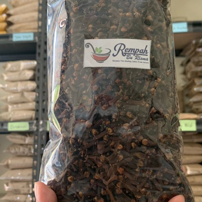 

Lezat- BIJI CENGKEH KERING 250 GRAM SUPER