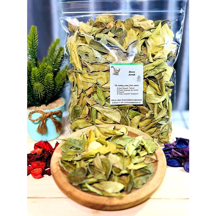 

Lezat- Daun Jeruk Kering Berat 1Kg - Rempah Bu Risma