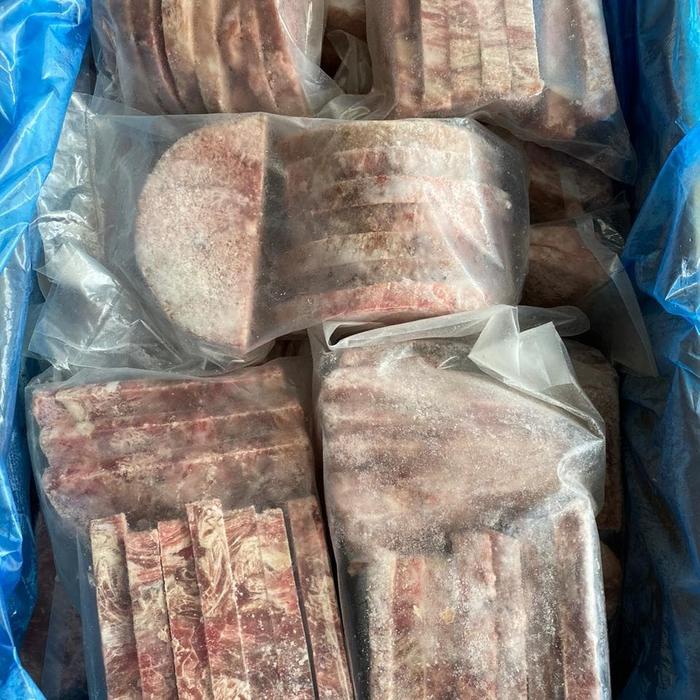 

Lezat- Wagyu tenderloin santori outspec HALAL 1kg