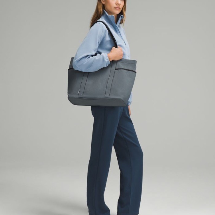Lululemon Daily Multi-Pocket Tote Bag 20L Promo